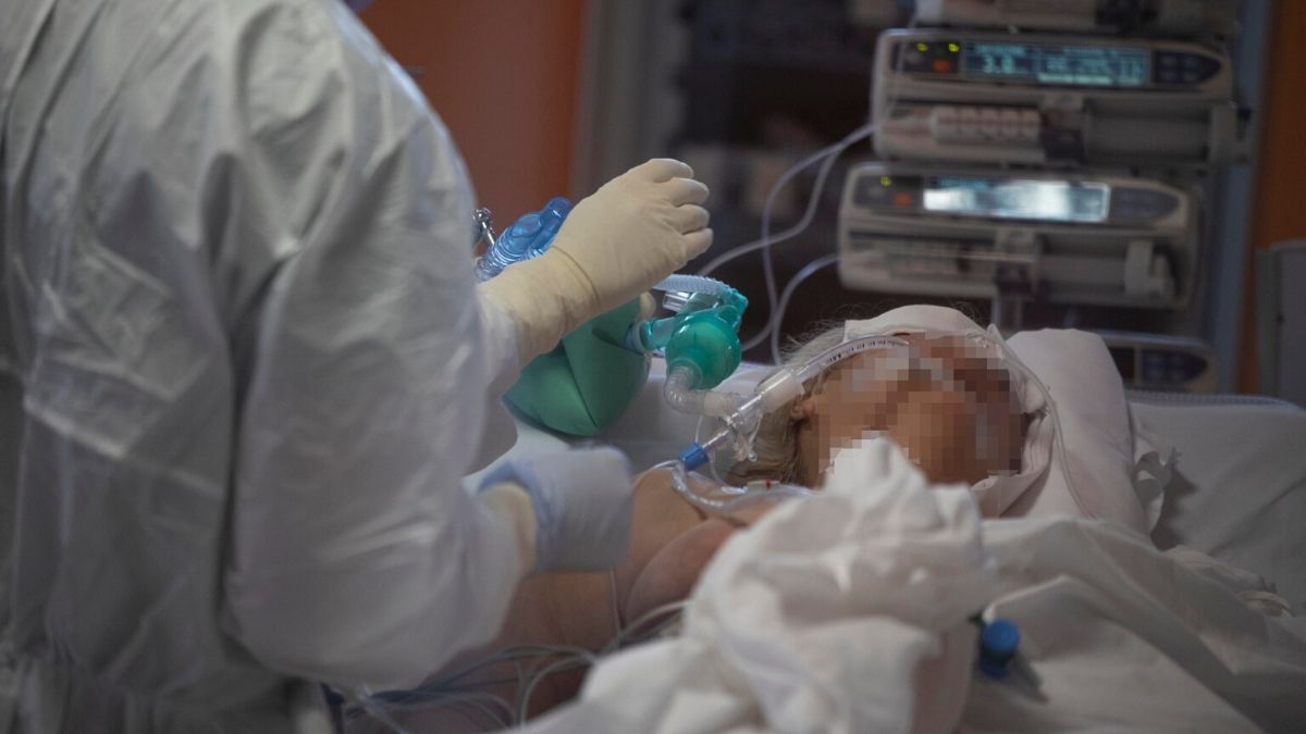 U Italiji jučer umrlo 712 ljudi. Šef zdravstvenog instituta: Ovo još nije vrhunac