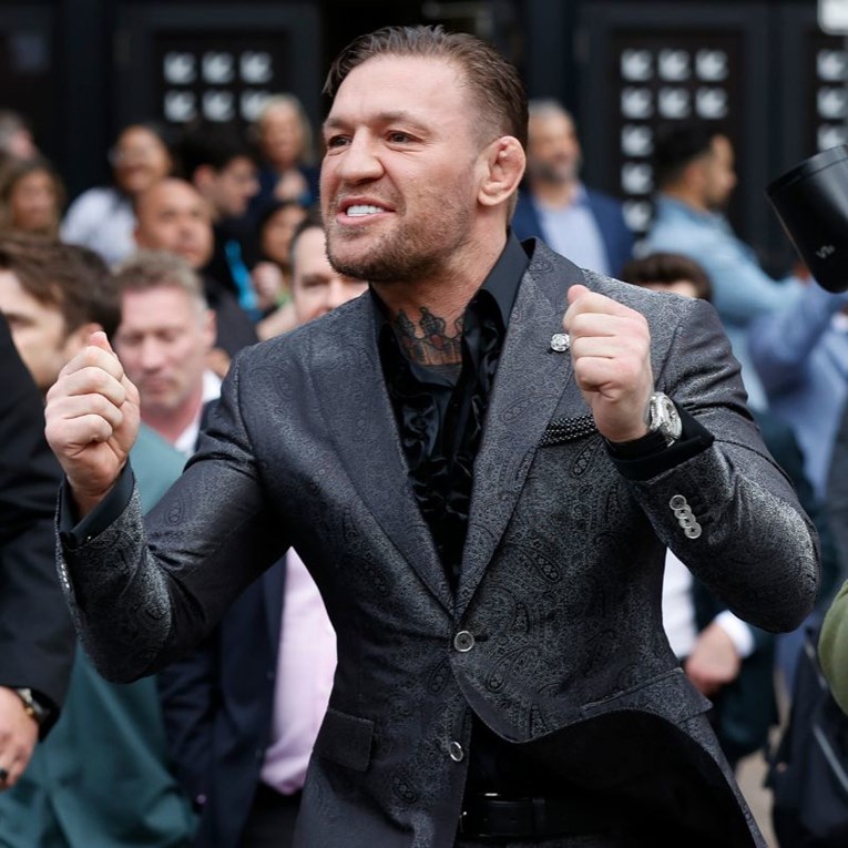 Direktorica 2023. optužila McGregora za seksualni napad. Tužba je trajno odbačena