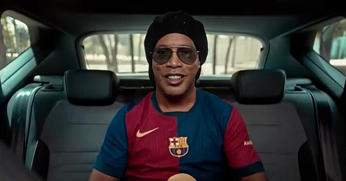 Barcelona videom s legendama kluba predstavila novi dres. Navijači su oduševljeni