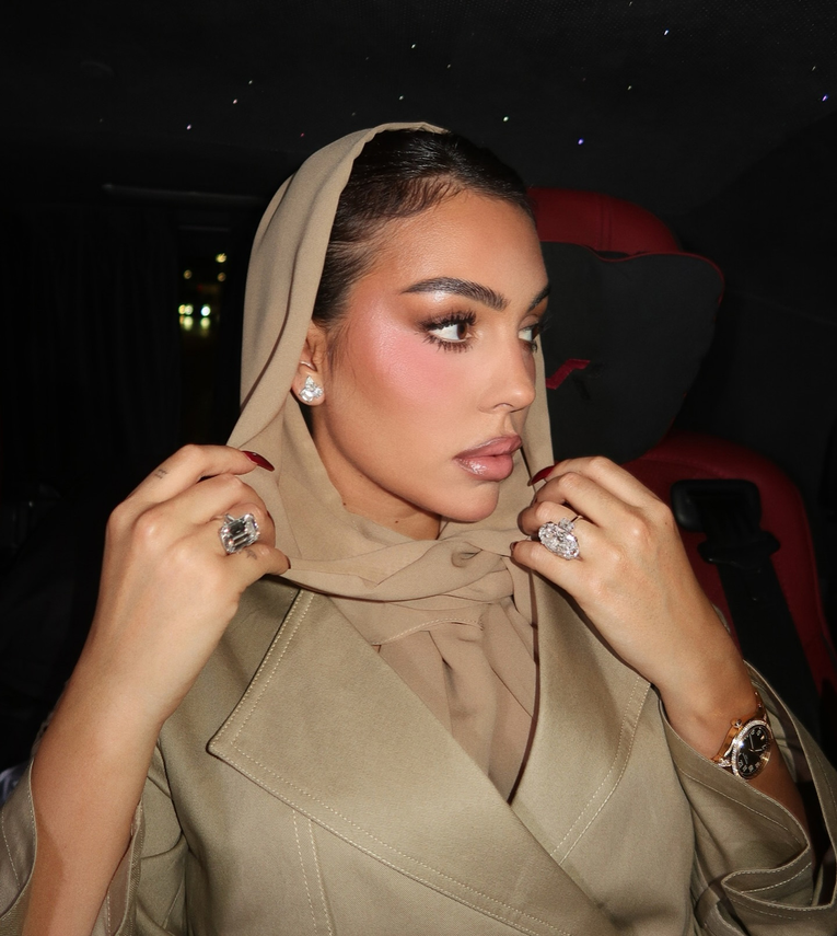 Georgina Rodriguez otkrila omiljenu drogerijsku maskaru, košta 10 eura
