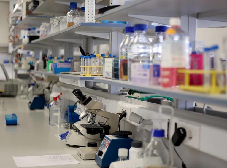 Prekinuto ispitivanje lijeka za Alzheimer, dionice proizvođača Ozempica padaju 