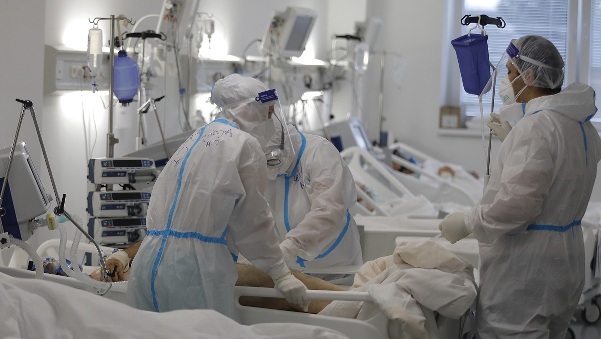 U Srbiji pada broj slučajeva zaraze, na respiratorima manje od 300 ljudi