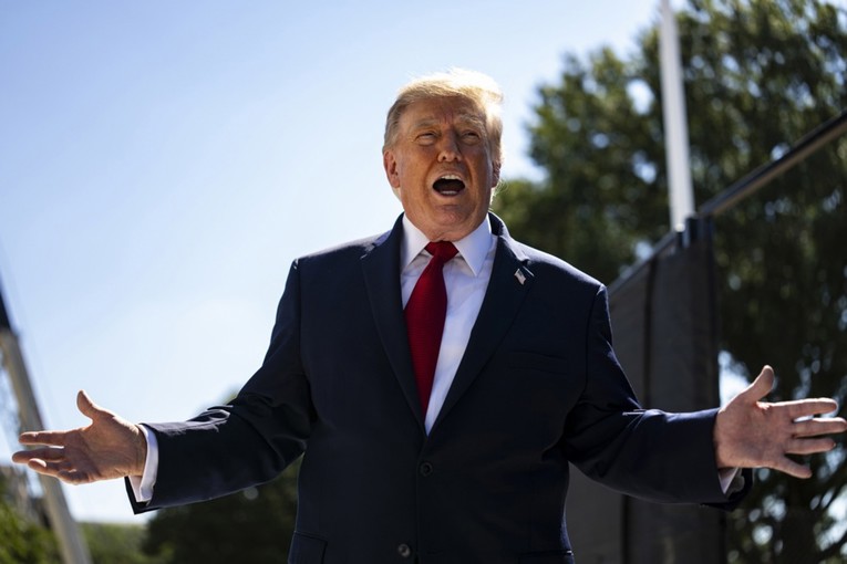 Vrhovni sud SAD-a omogućio Trumpu da ograniči glasanje poštom