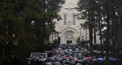 6000 ljudi na prosvjedu Crkve u Crnoj gori: "Uzimaju nam hramove i daju sektama"