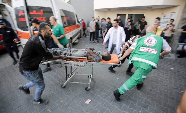 Liječnik iz bolnice u Gazi: Ispred ima ozlijeđenih. Ne možemo do njih, pucaju po nama