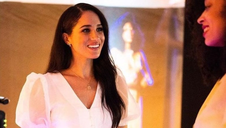 Tajno pojavljivanje: Meghan oduševila u bluzi od 250 kuna