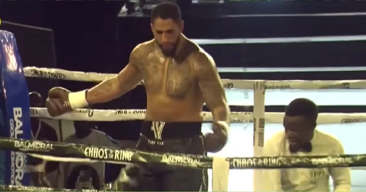 VIDEO Olimpijski prvak nastupio na bizarnom afričkom eventu. Navijači ga ismijavaju