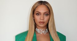 Beyoncé iznenadila pojavom na Super Bowlu u izdanju dostojnom crvenog tepiha
