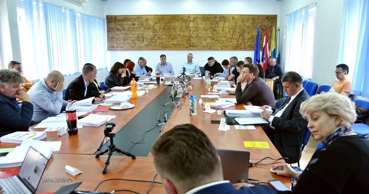 HDZ Sinj: Nećemo nasjesti na gorke suze Mira Bulja