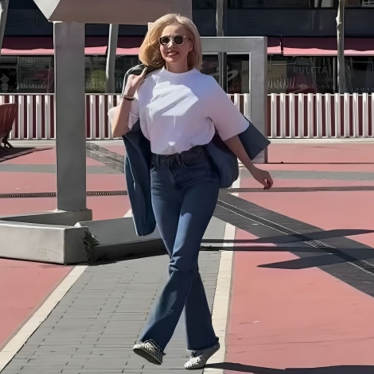 Jelena Rozga posjetila Lloret de Mar, pohvalila se snimkom: "Fantazija"