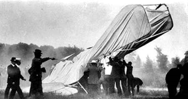 Znate li tko je bio prva osoba koja je poginula u avionskoj nesreći?