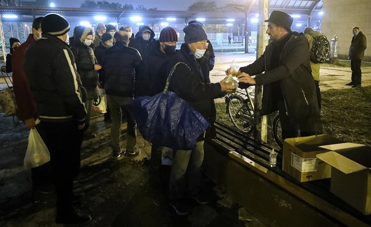 Zbog hladnog vremena beskućnici će moći noćiti u zagrebačkoj pučkoj kuhinji