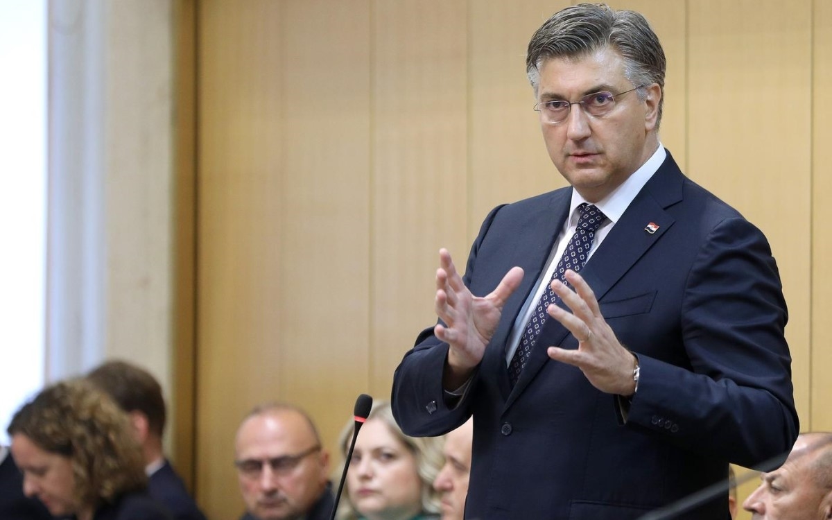 Plenković: Oporba sedam godina ponavlja da smo korumpirani i da surađujemo sa Srbima