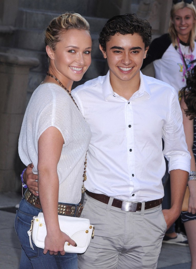 Hayden Panettiere priznala da ju je tuga za bratom dovela do agorafobije i izolacije