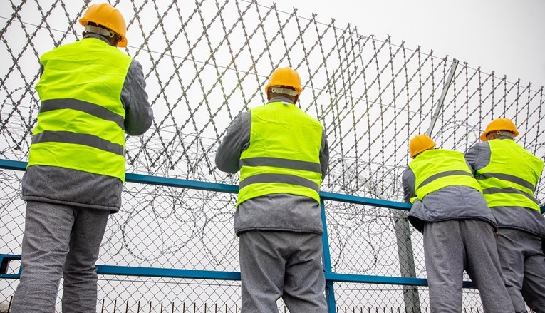 Poljska podiže ogradu na granici s ruskom enklavom Kalinjingradom