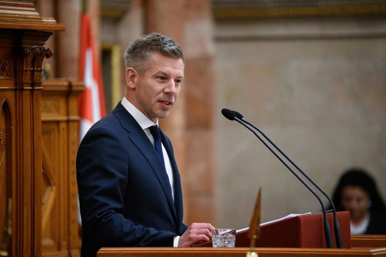 Nova mađarska vlada manevrom želi spriječiti povratak Orbana na vlast