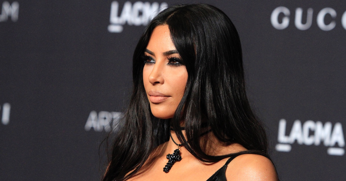 Kim Kardashian tvrdi da uzak struk duguje veganskoj prehrani