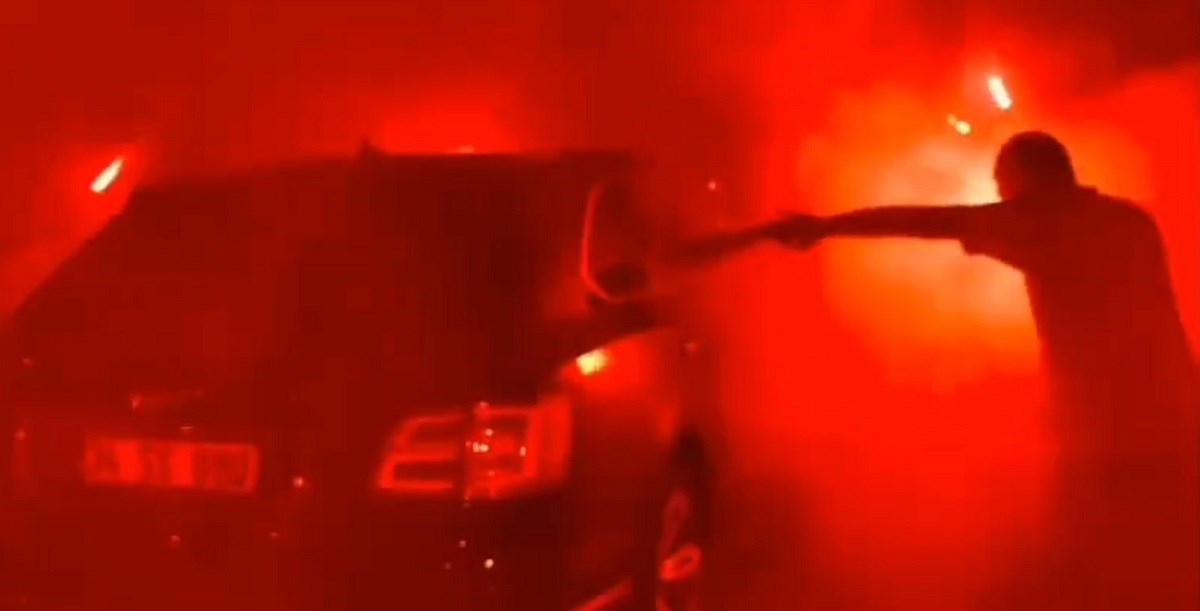 VIDEO Transfer zapalio Istanbul. Na ulicama deseci tisuća, let pratilo 1.5 milijuna