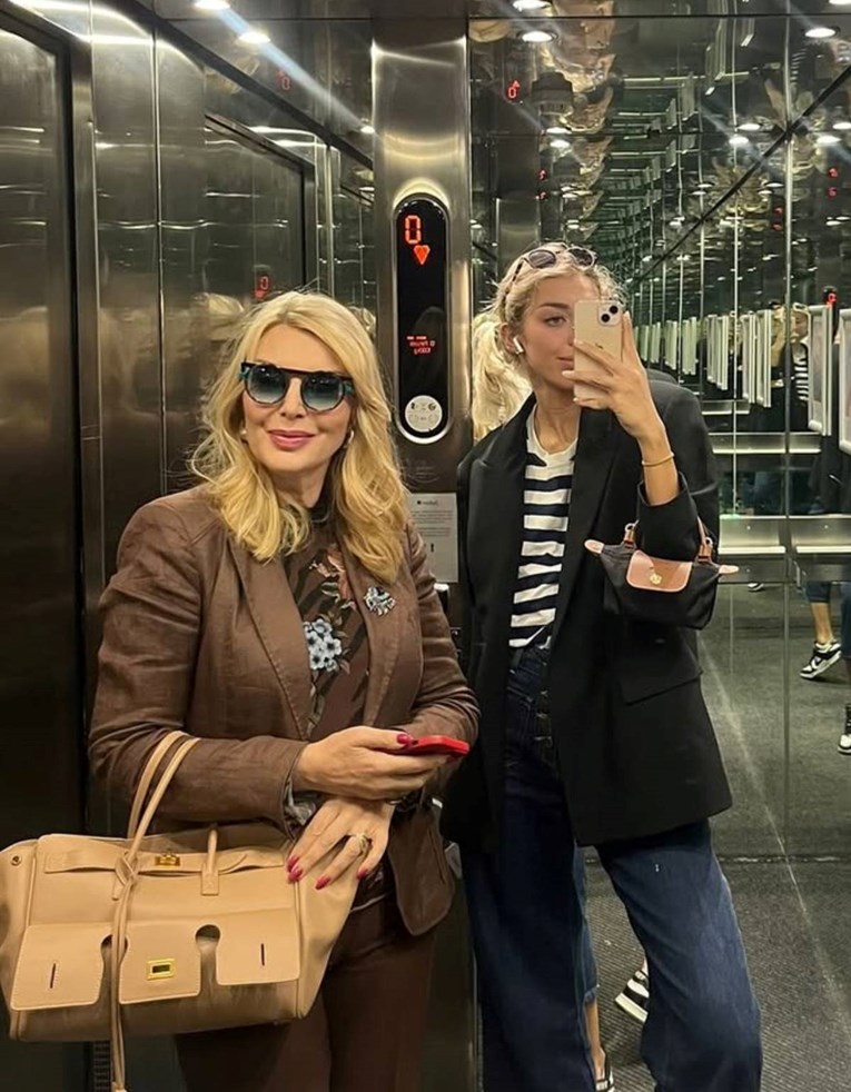Tončica Čeljuska čestitala rođendan mlađoj kćeri: "Sve što činiš meni vrijedi duplo"