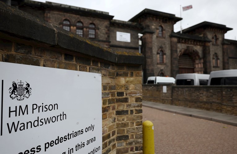 Britanski zatvori prepuni: Obiteljski zlostavljači i seksualni prijestupnici mogu van