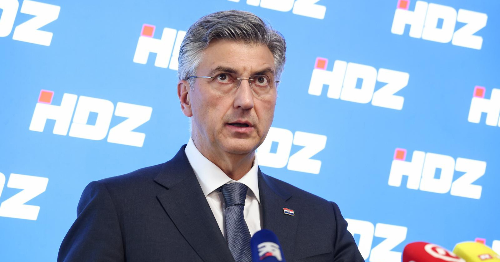 Plenković o oporbi: Goli su, na njima nema ni odjela, košulje ni gaća