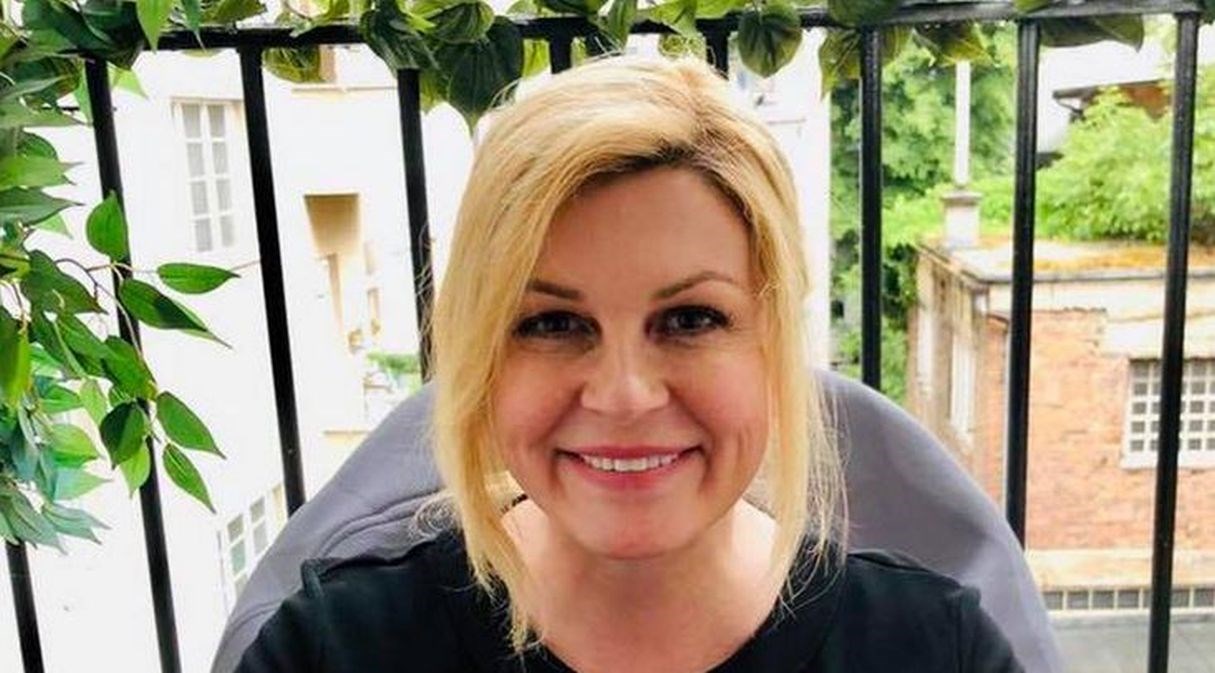 Kolinda se javila na Fejsu povodom rođendana, pratitelji uočili nešto na njenoj ruci