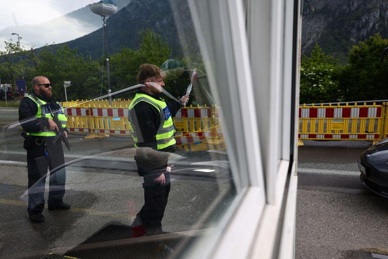 Austrija produljila kontrole prema četiri zemlje zbog ilegalnih prelazaka