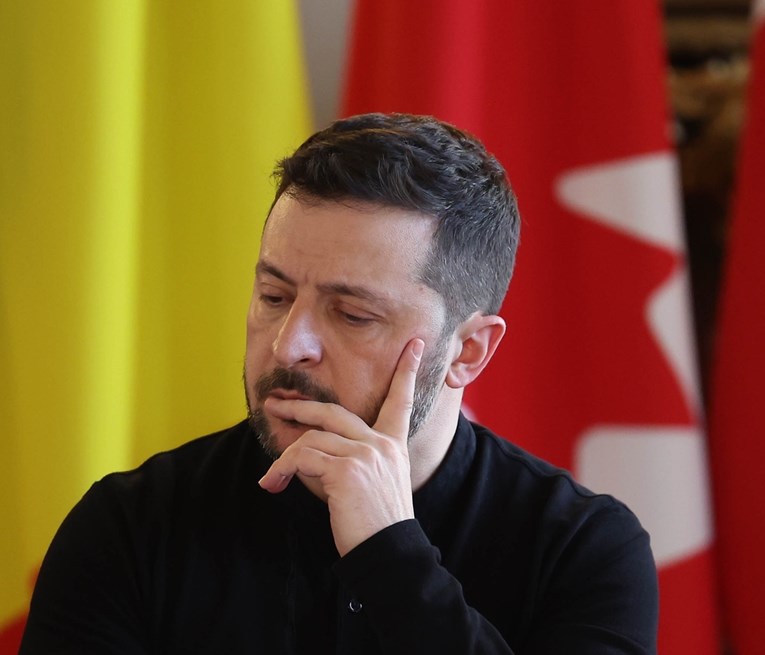 Zelenski: Ako Rusi žele pregovore, neka prvo prestanu gađati naše ljude projektilima