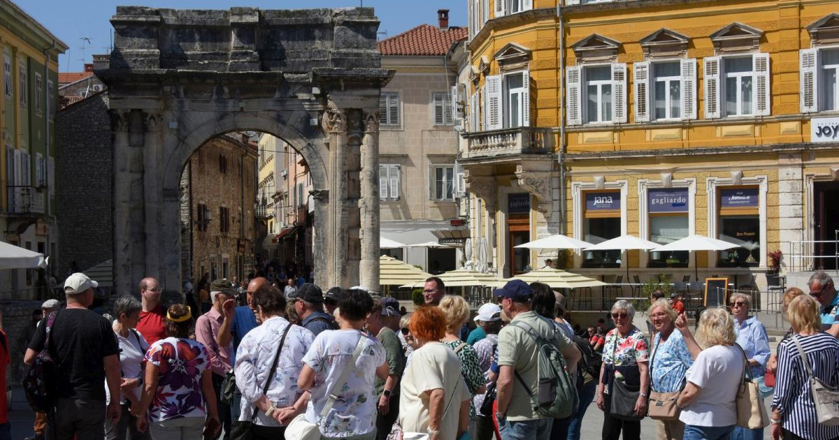 Glas poduzetnika: Na temelju čega  se očekuje smanjenje cijena u turizmu?