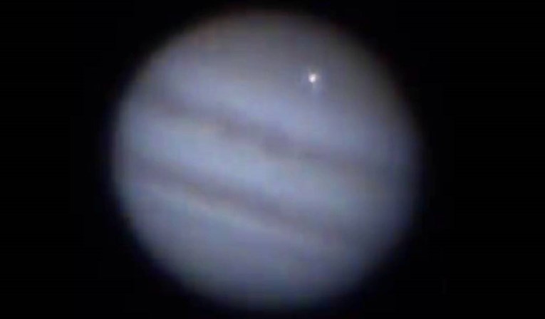 VIDEO Nešto je udarilo u Jupiter 