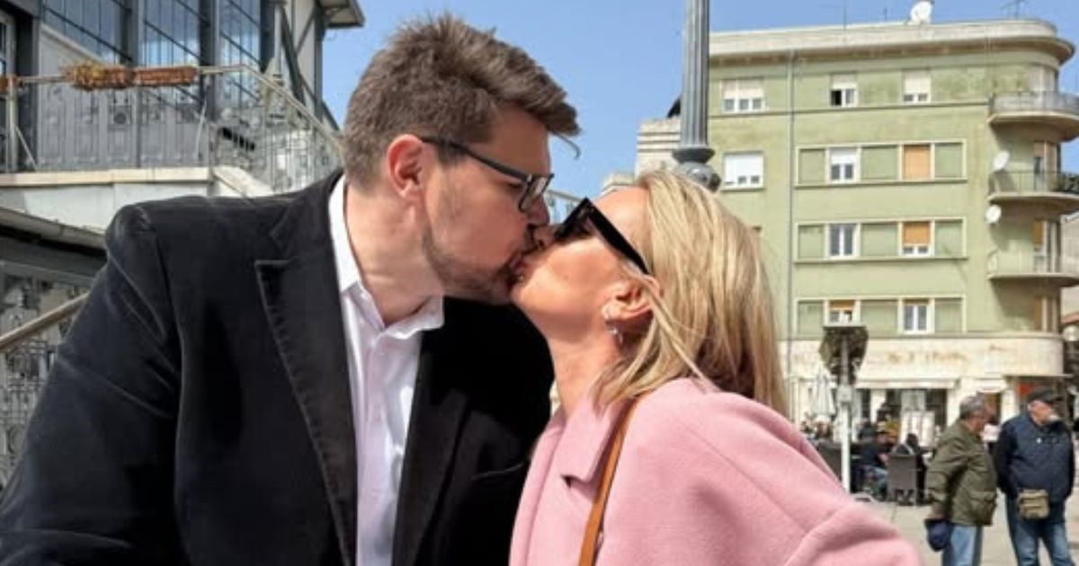 Peđa Grbin objavio fotografiju sa suprugom: "Uz njezinu podršku sve je moguće"