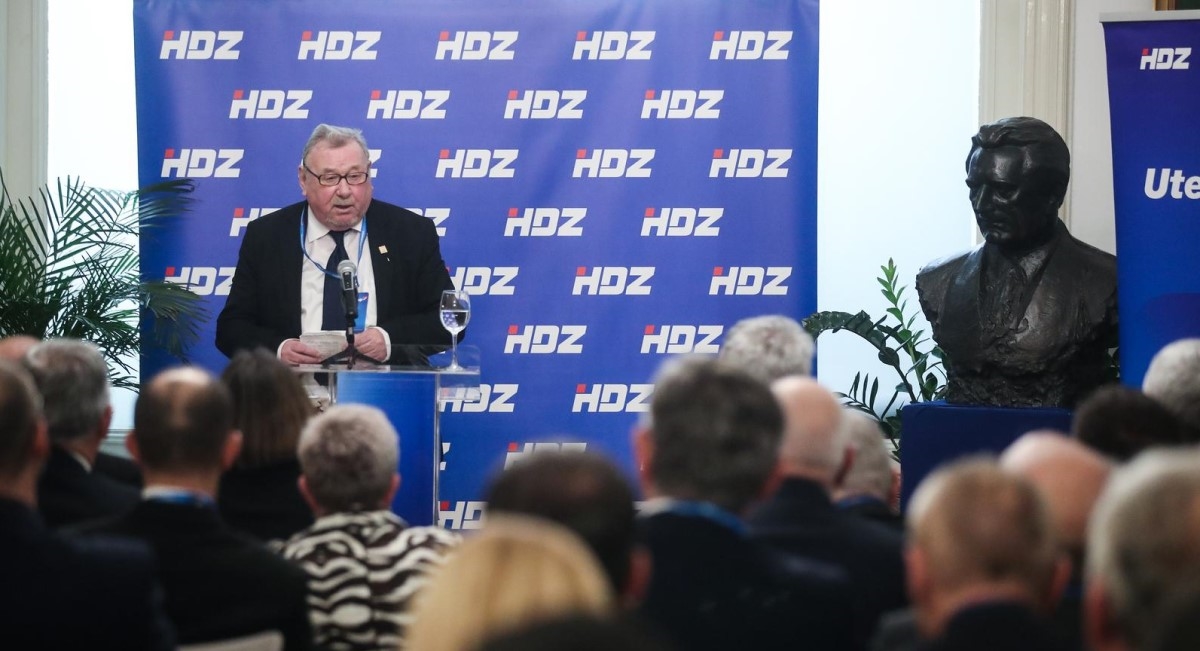 Šeks: Sve mračne sile u Hrvatskoj su se okupile da sruše HDZ. Neće uspjeti