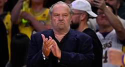 Jack Nicholson nakon dugo vremena ponovo u javnosti. Snimljen na utakmici LA Lakersa