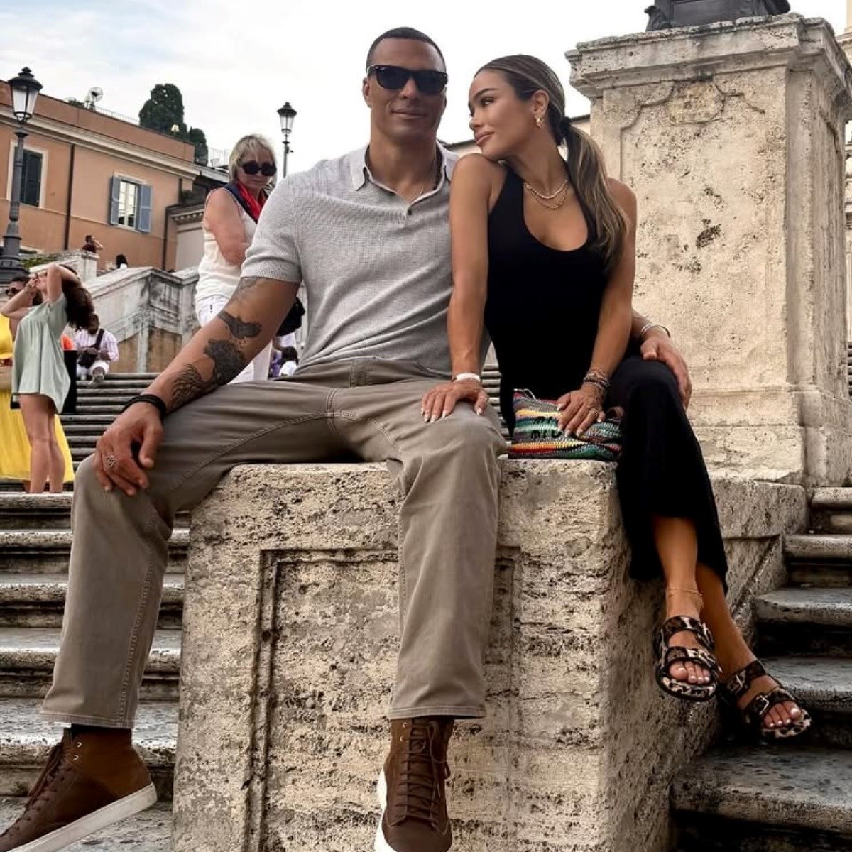 Laurenin bivši i supruga na road tripu po Italiji, stižu na vjenčanje