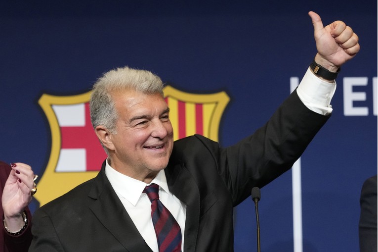 Barcelona uzima kredit od 210 milijuna eura za kupovinu novih igrača