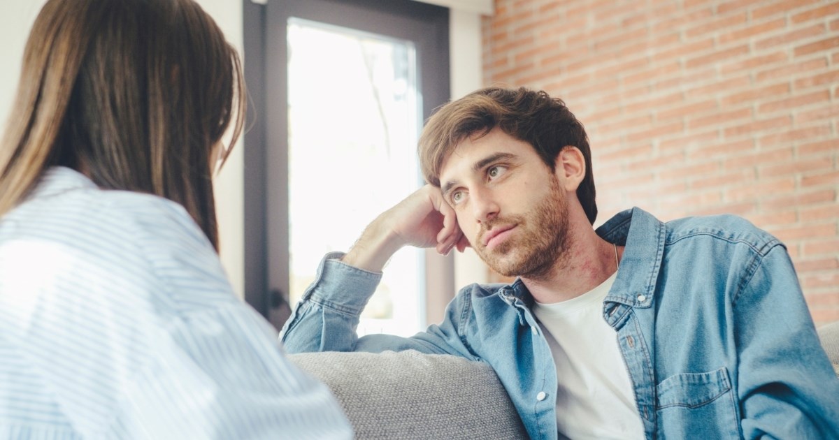 Stalno se vrtite u krug? Psiholog otkriva zašto veza zapravo ne napreduje