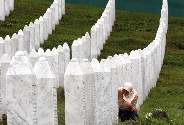 Prošlo je 25 godina od genocida u Srebrenici, priče o tom danu su potresne i jezive