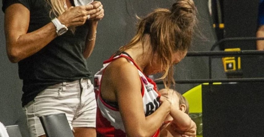 Košarkašica usred utakmice otišla dojiti bebu