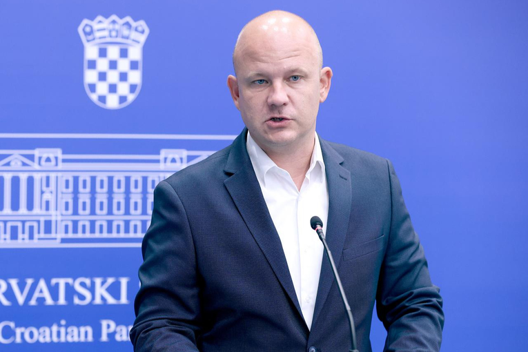 SDP-ovac: Ovo što se događa u Njemačkoj treba svima nama biti poruka