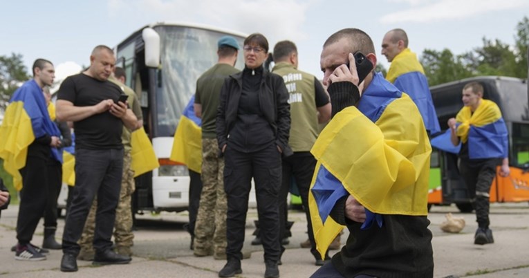 Ukrajina ukida ograničenja putovanja iz zemlje za muškarce između 18 i 21 godina