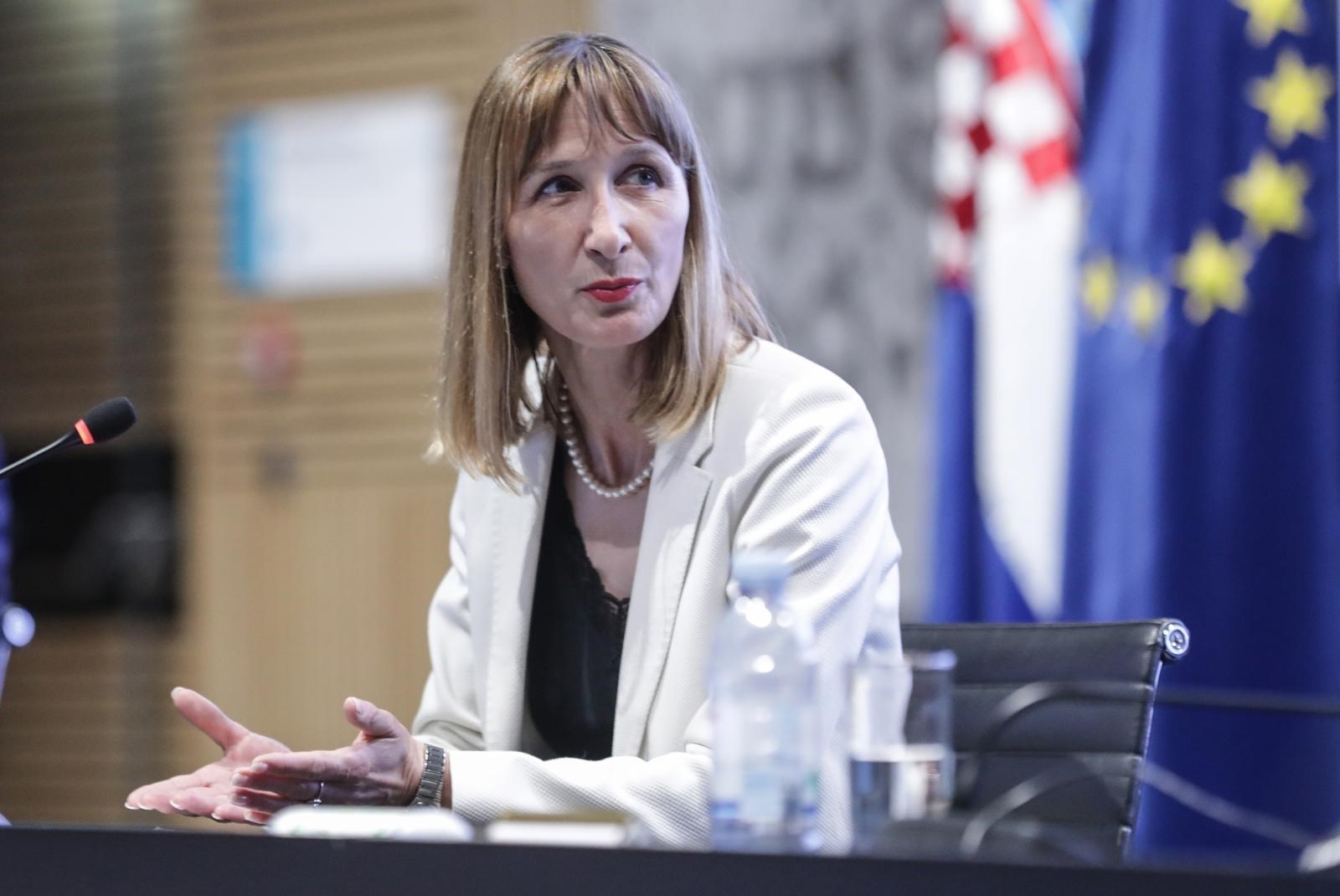 Što ima nova ministrica? Muž joj je šef Hanfe, evo što piše u njegovoj imovinskoj
