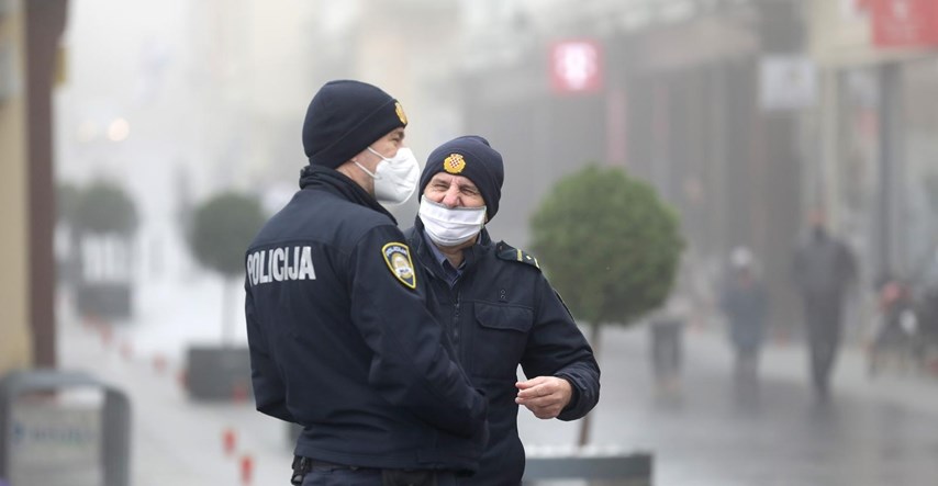 Netko javio da je bomba na sudu u Vukovaru, svi evakuirani. Dojava je lažna