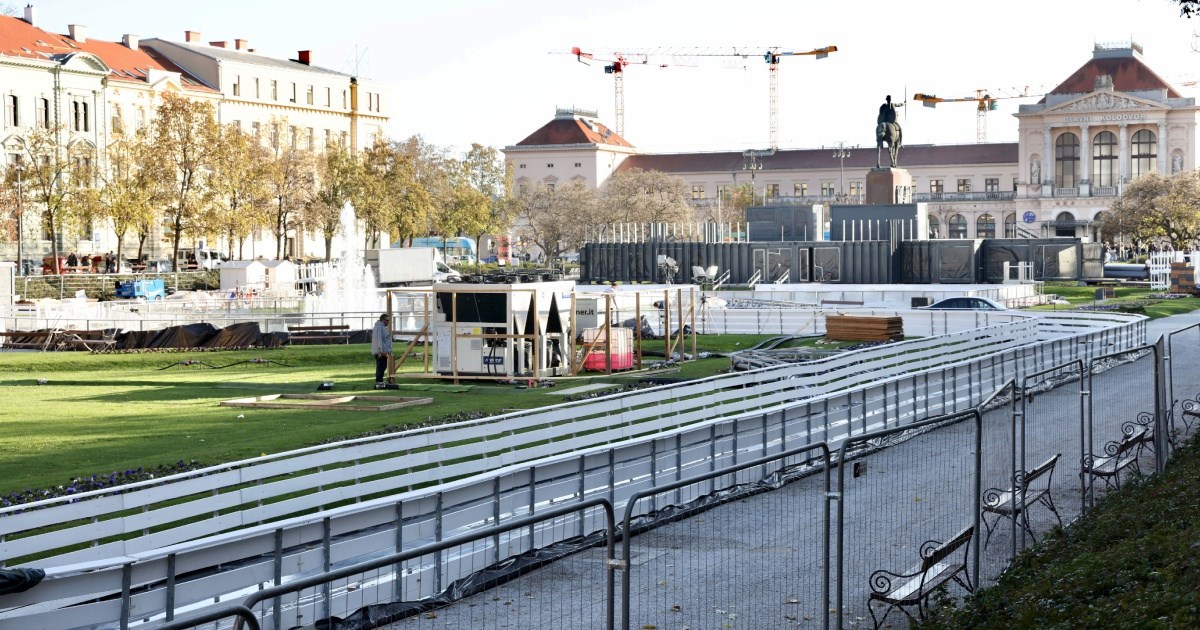 FOTO Zagreb se priprema za Advent