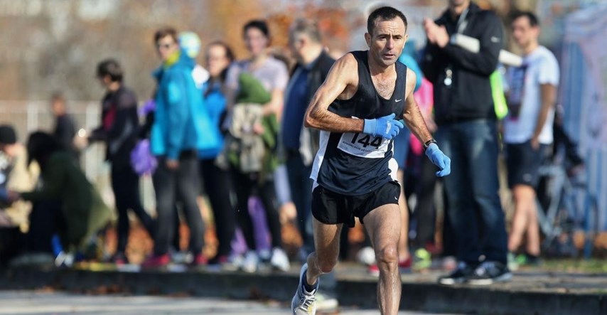 Najbrži hrvatski poštar drži dva rekorda u trčanju, naporno vježba i u 62. godini