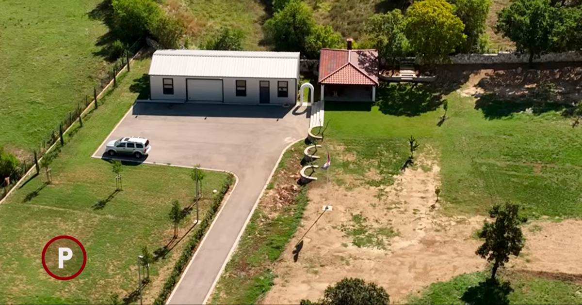 Državni inspektorat: Thompson mora srušiti dva ilegalna objekta