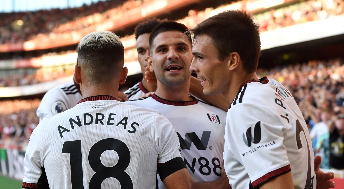 Fulham remizirao. Mitrović opet zabio