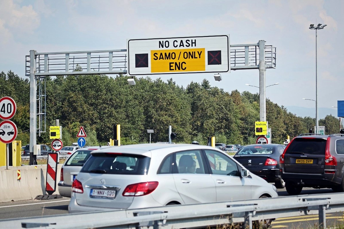 Novost na autocestama: Od danas se jednim ENC-om može platiti u Hrvatskoj i Srbiji