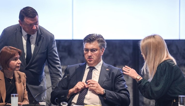 Vlada ukinula odluku po kojoj je HEP morao kupovati plin od Ine