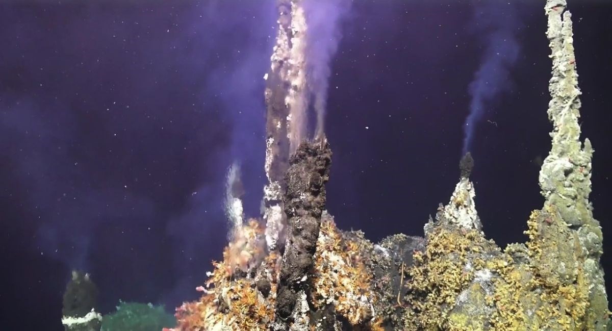 Uskoro će eruptirati veliki podmorski vulkan u SAD-u: "Moglo bi se dogoditi i sutra"