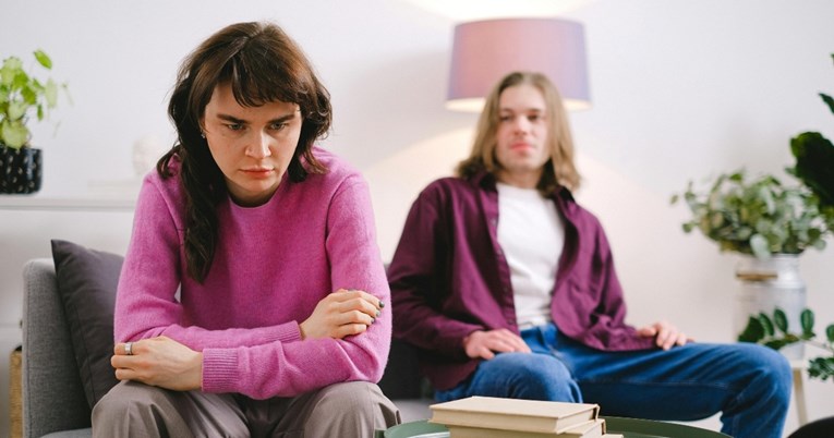 Savjetnica: Ljudi koji nesvjesno biraju toksične veze često imaju 4 karakteristike